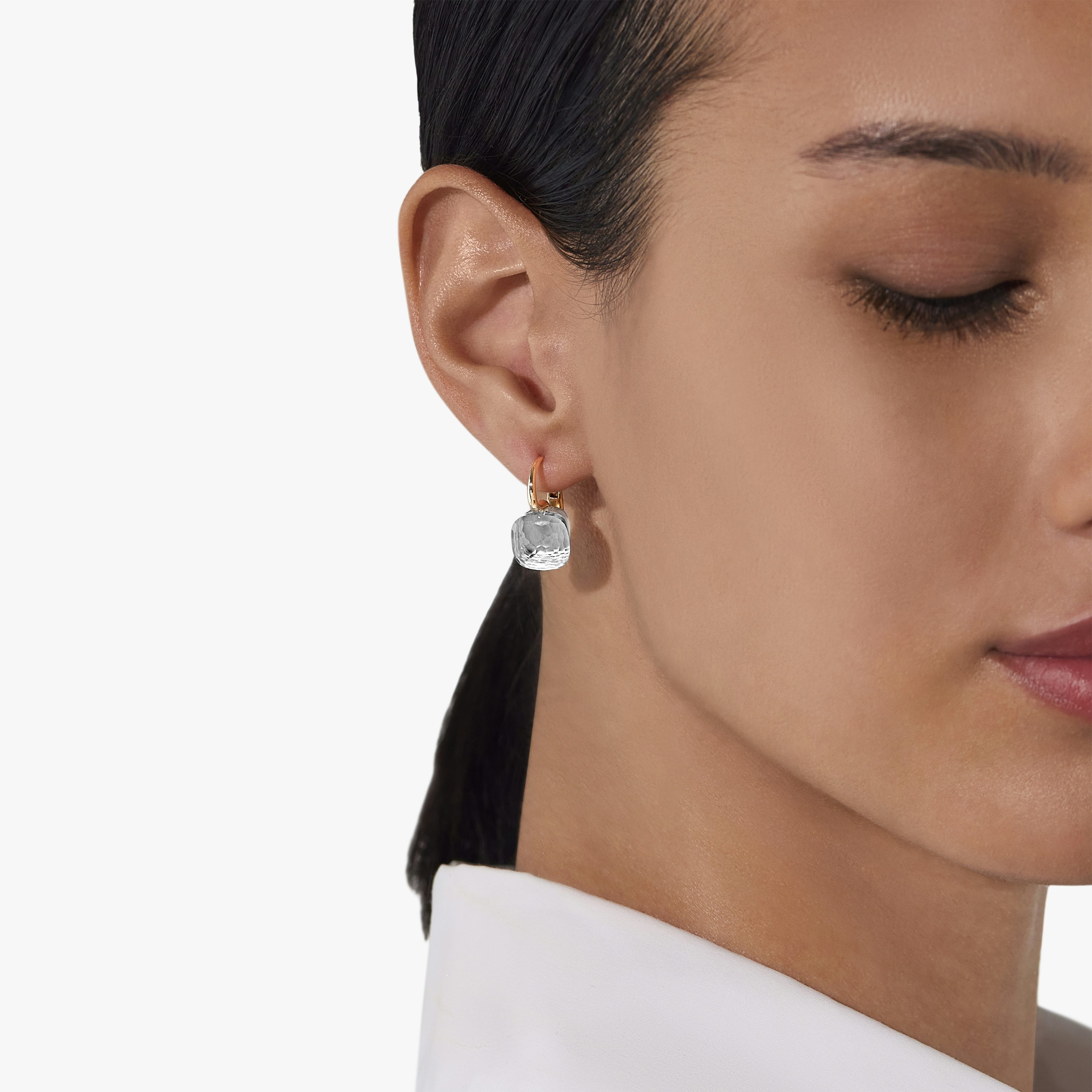 イヤリング ヌード